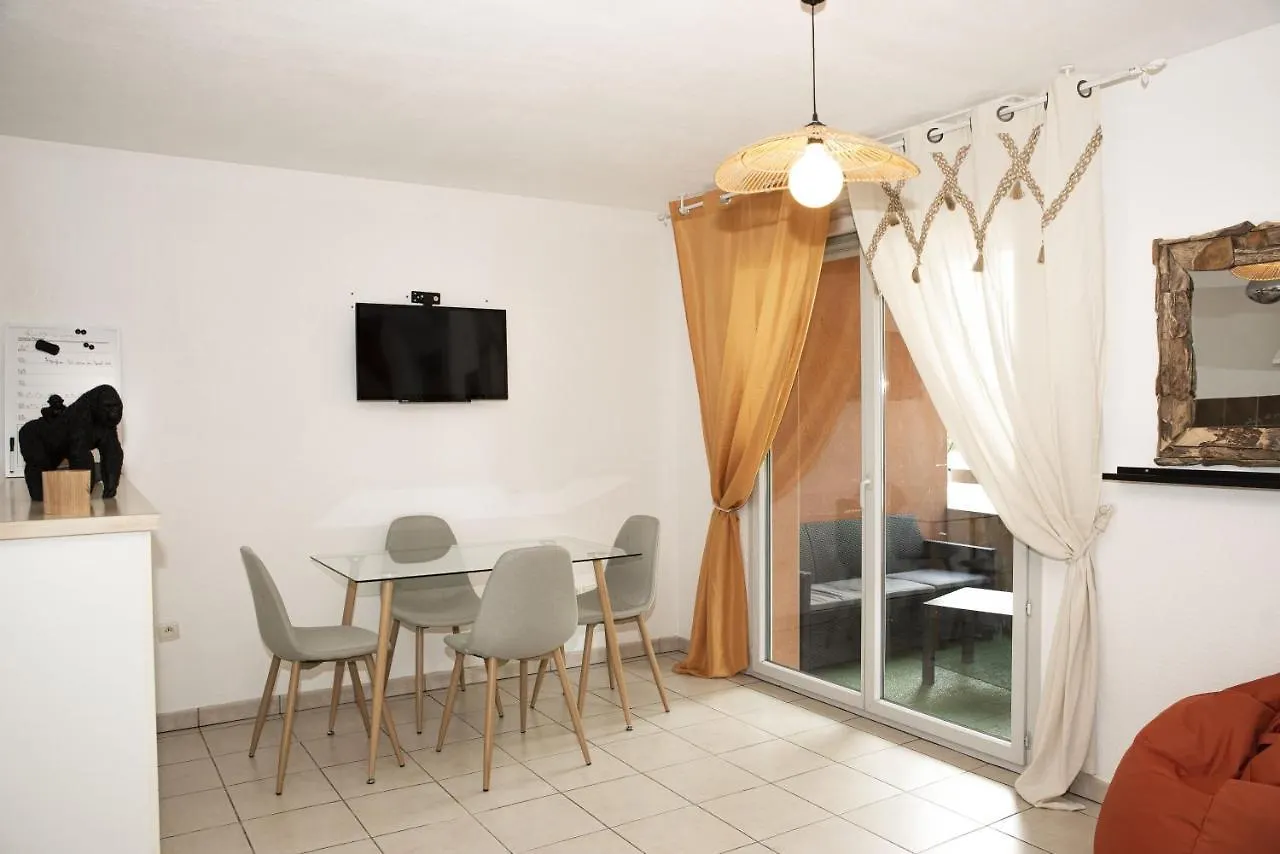 Appartement Toulouse - Piscine Et Parking Prive 0*,  France